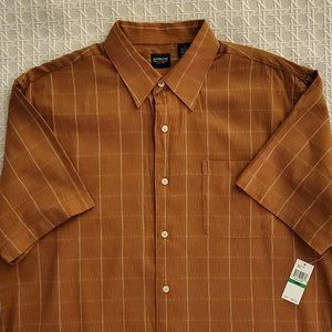 Arrow Men's Short Sleeve Shirt . Like New Large